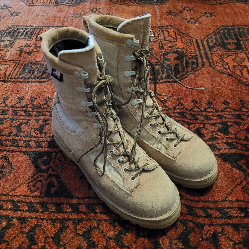 DANNER ACADIA TAN 400G BOOTS SIZE 9.5